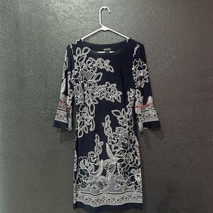 ENFOCUS STUDIO Floral Stretch Flared Knee length 3/4 Sleeve Dress Size 8